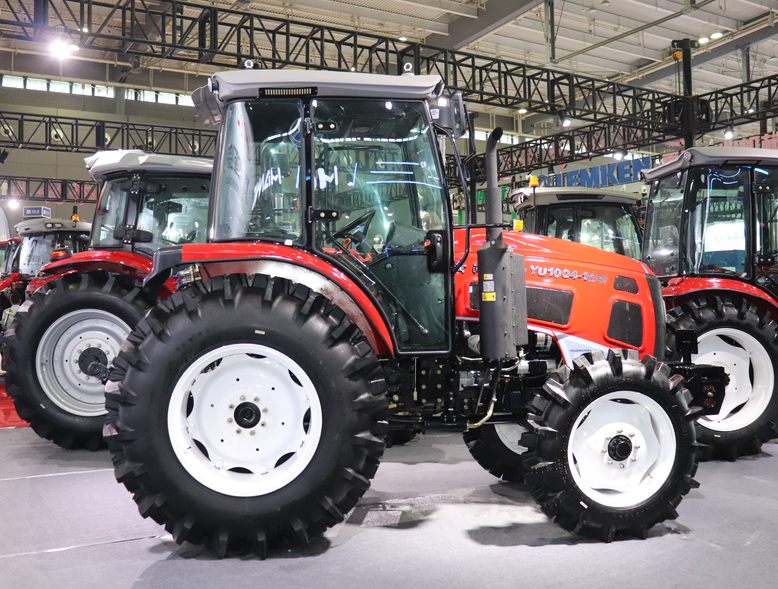 敦煌市农机服务中心开展“一户多机”农机报废更新补贴现场核查